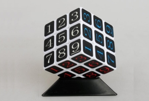 Rubiks Cube Stand - Rubik's Cube Stands RBE08_01.JPG